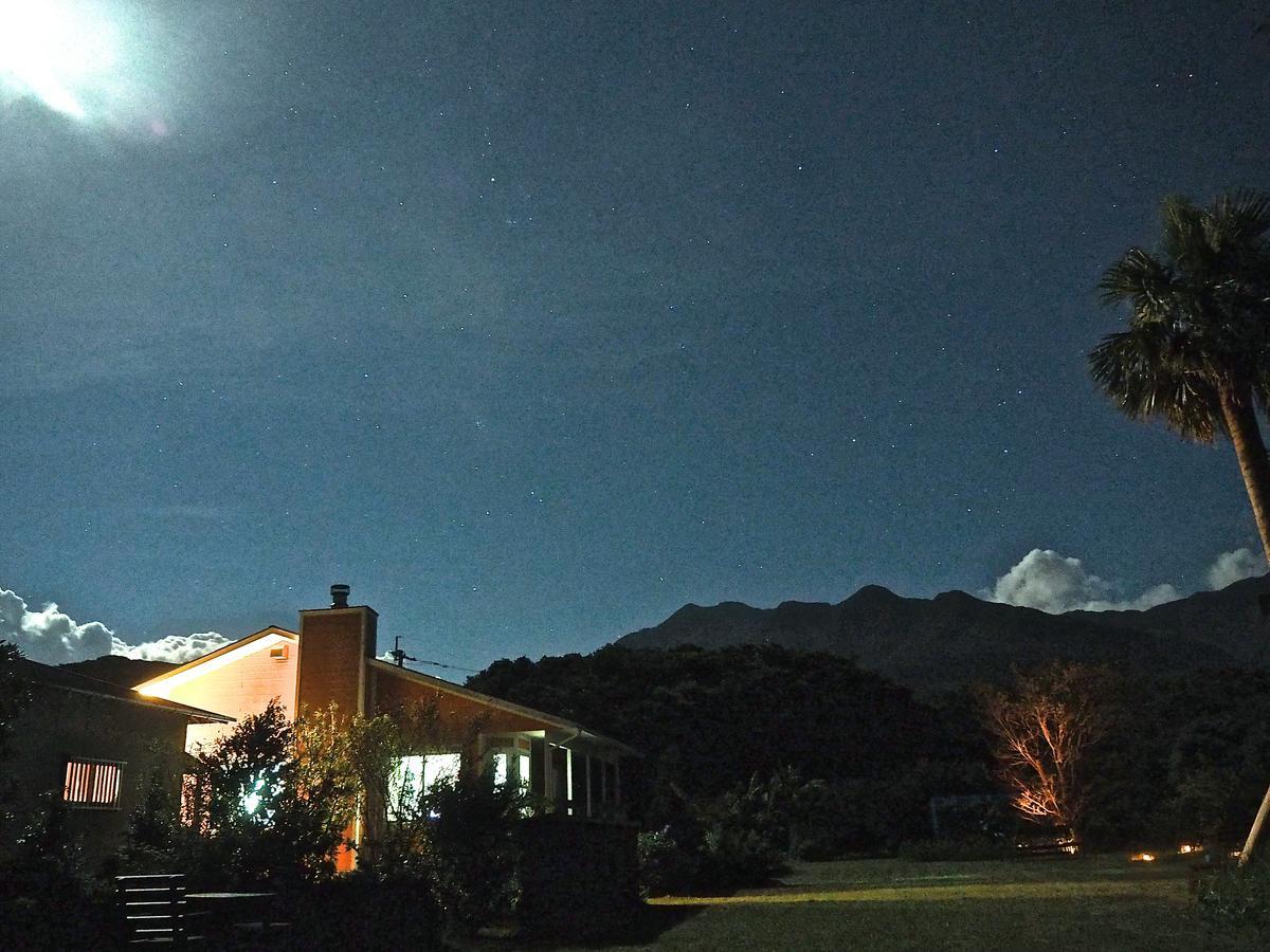 יקושימה Cottage Orange House Yakushima מראה חיצוני תמונה