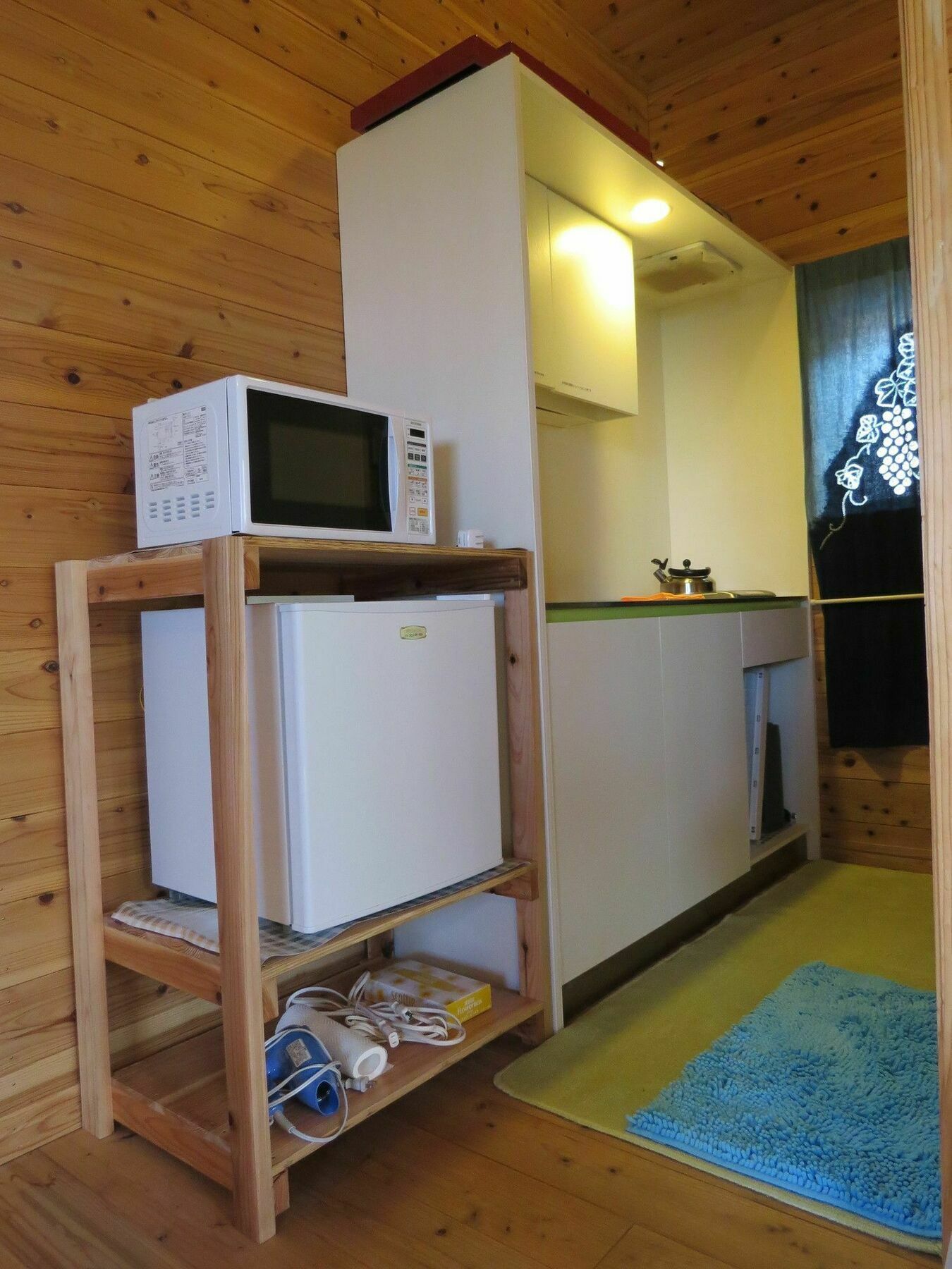 יקושימה Cottage Orange House Yakushima מראה חיצוני תמונה